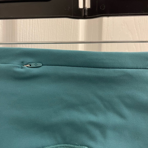 Lululemon High-Rise Tight 28" Teal Lagoon Sz 2 leggings - Picture 3 of 5